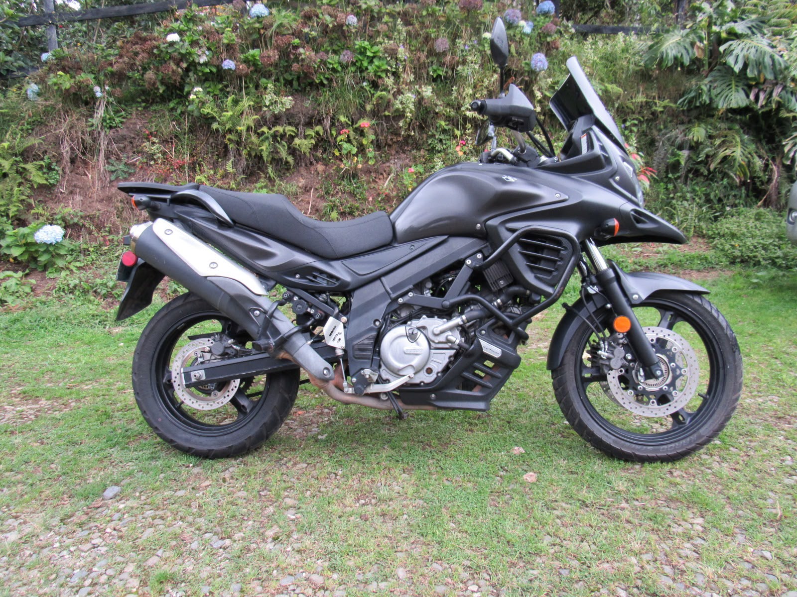 Suzuki VStrom — foto 2 de 10
