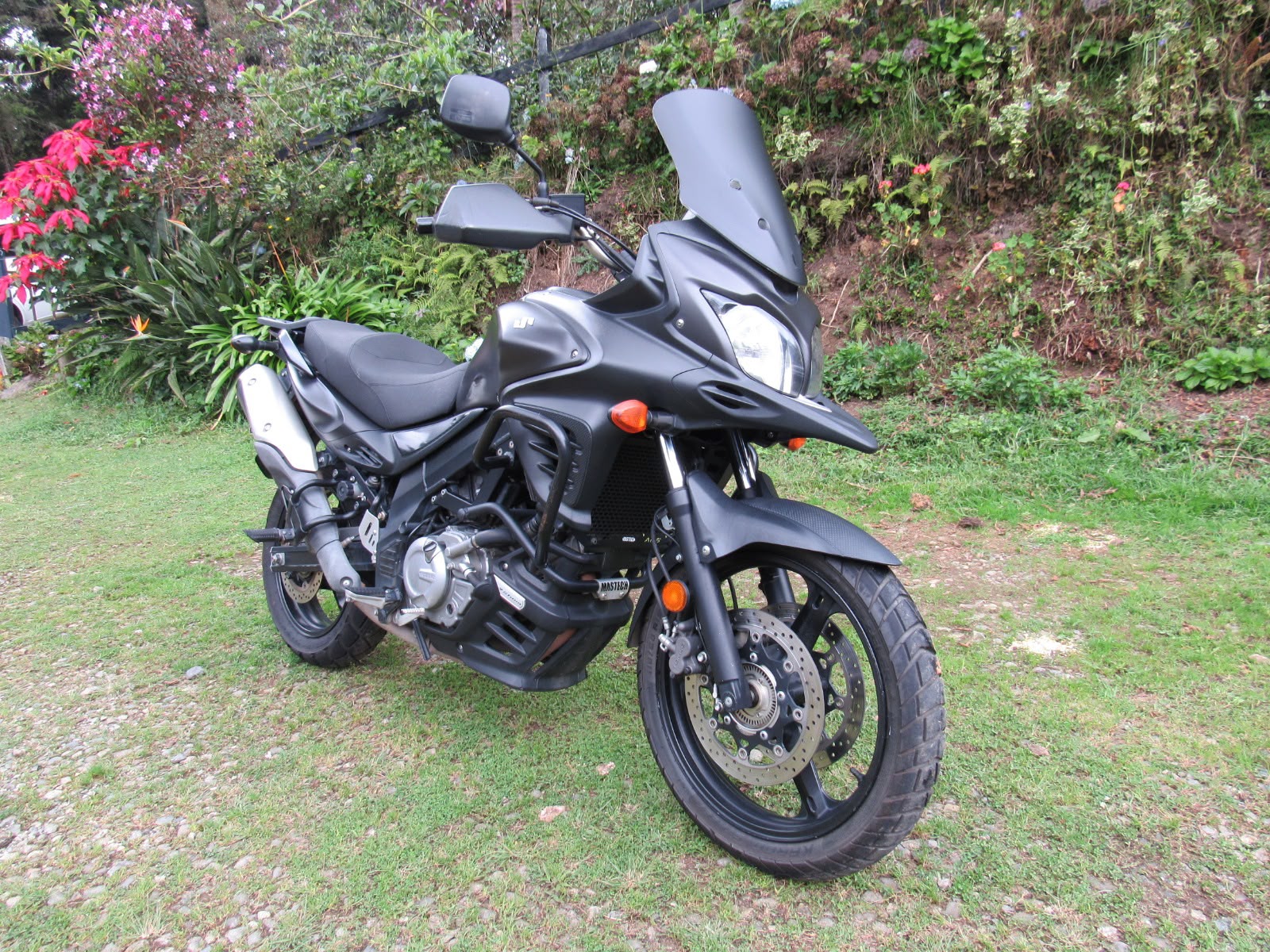 Suzuki VStrom — foto 10 de 10