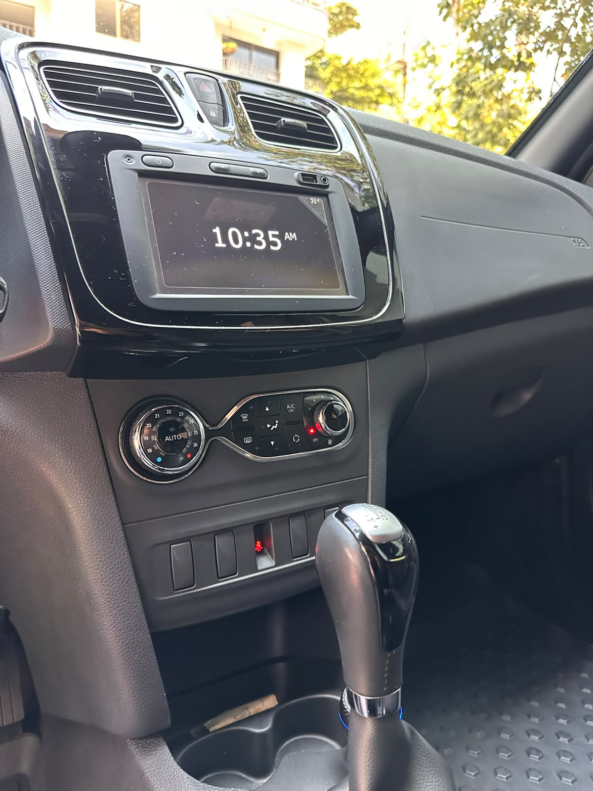 Renault Stepway — foto 10 de 12