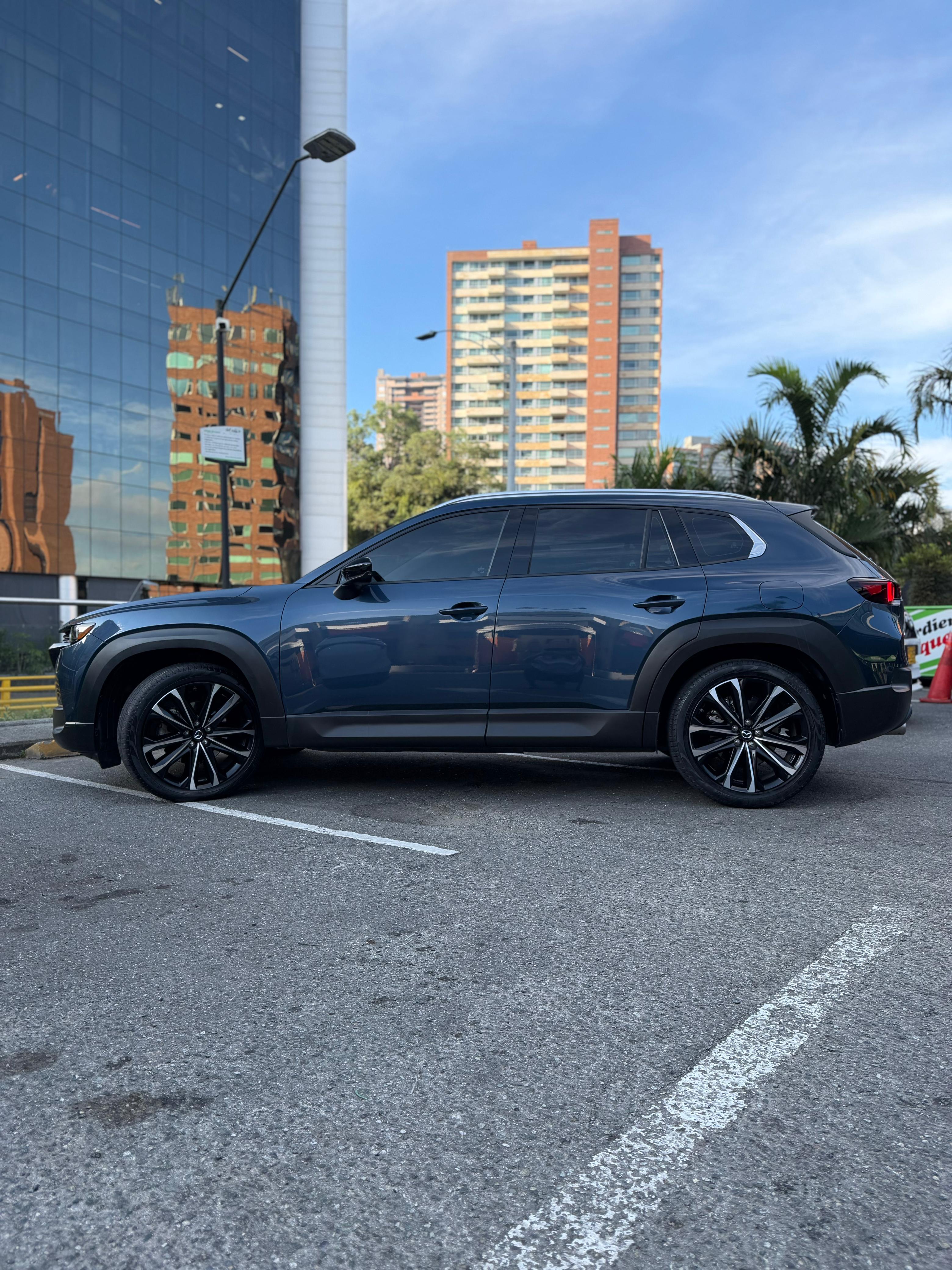 Mazda CX-50 Grand Touring — foto 2 de 7