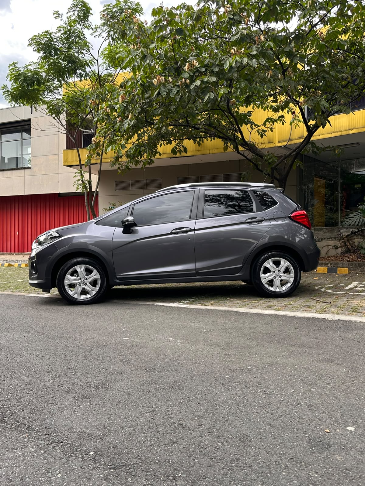 Honda WR-V — foto 2 de 11