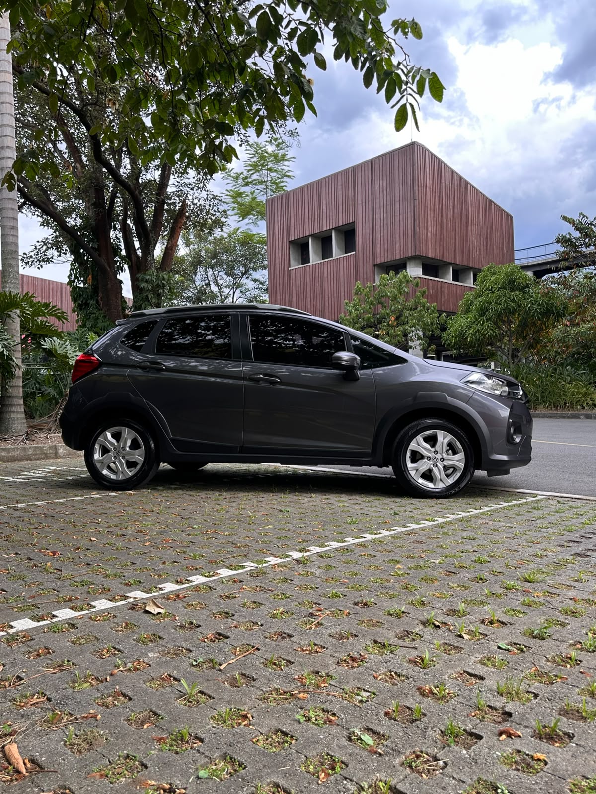 Honda WR-V — foto 3 de 11