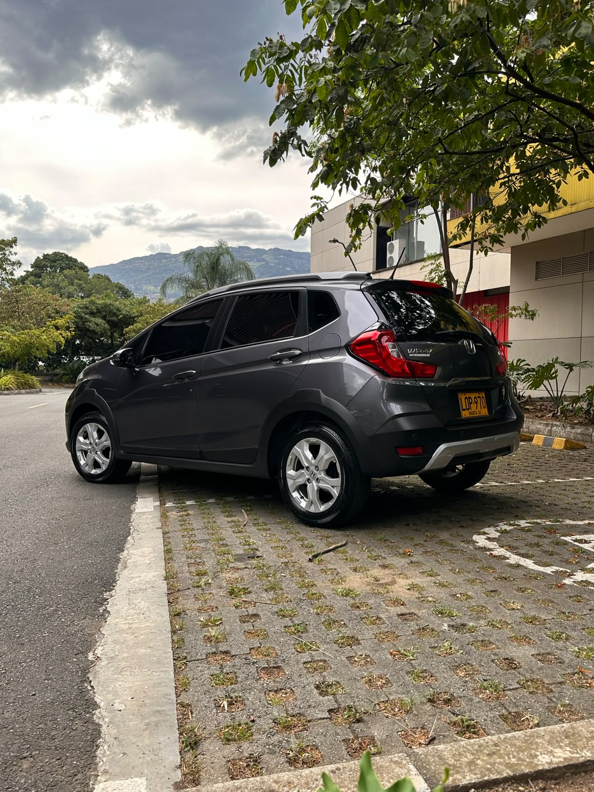 Honda WR-V — foto 6 de 11