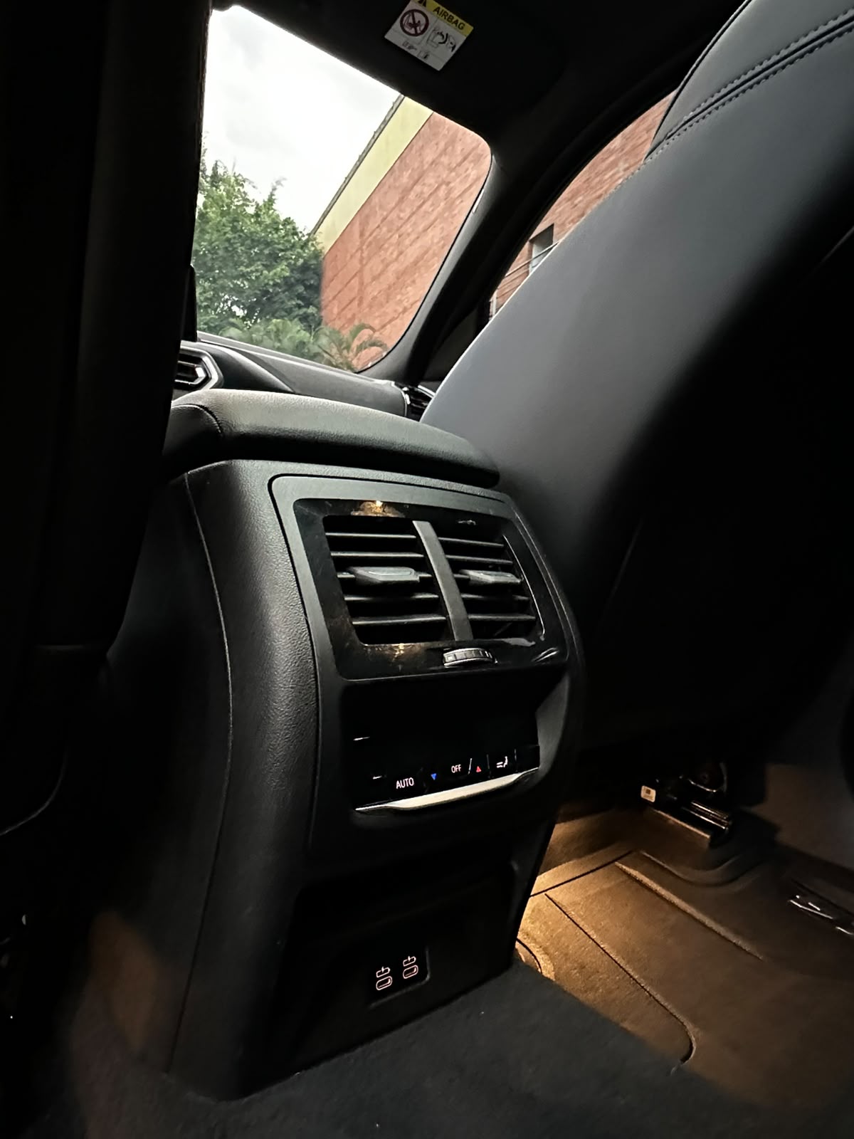 BMW X4 — foto 9 de 11