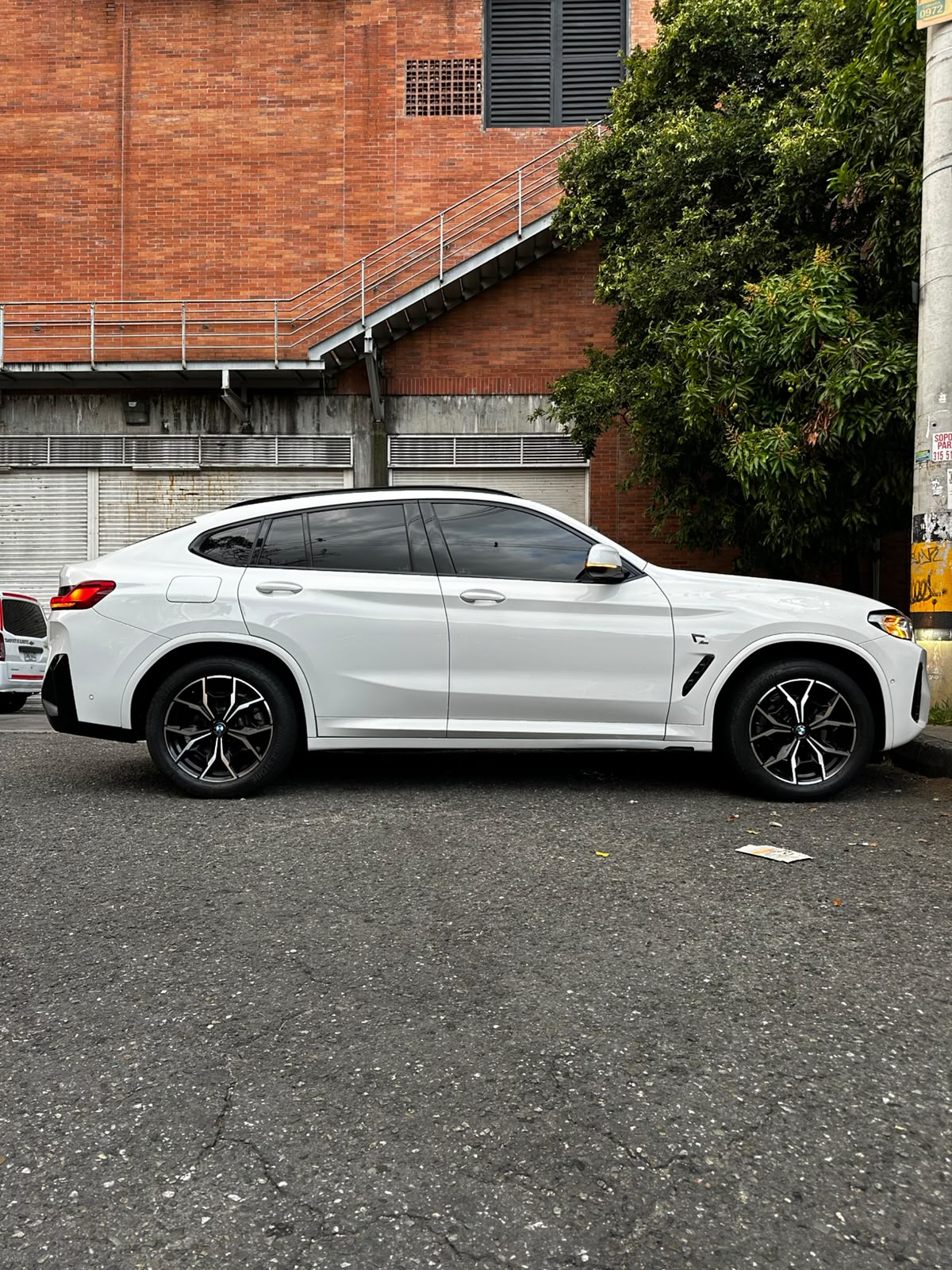 BMW X4 — foto 2 de 11