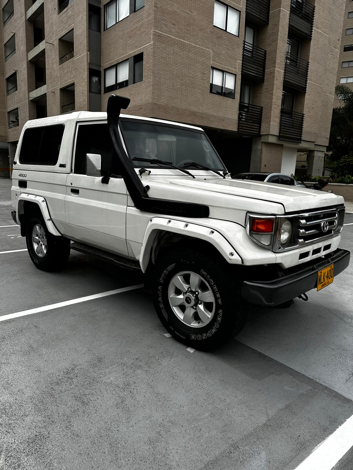Toyota Land Cruiser