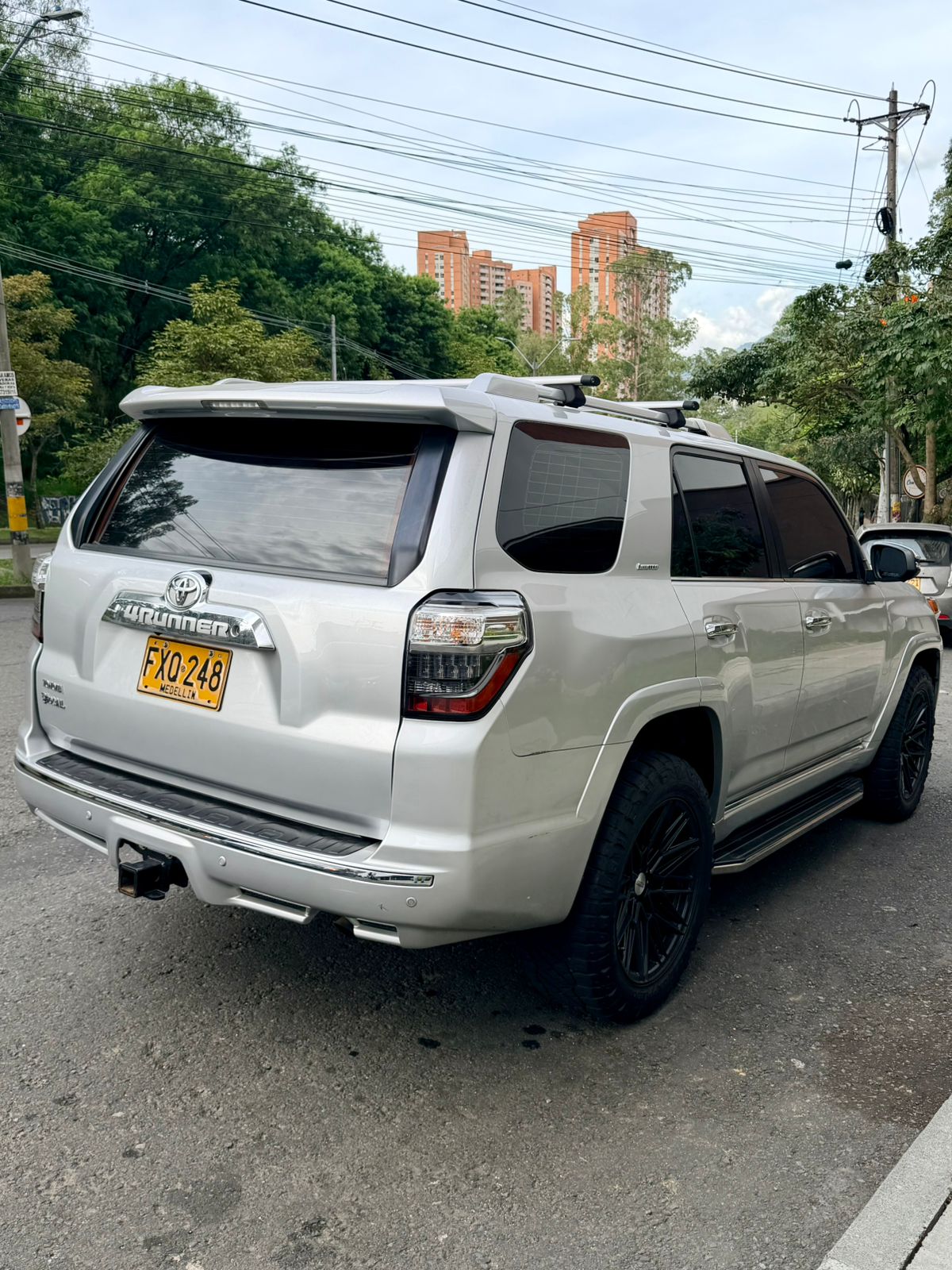 Toyota 4Runner — foto 4 de 14