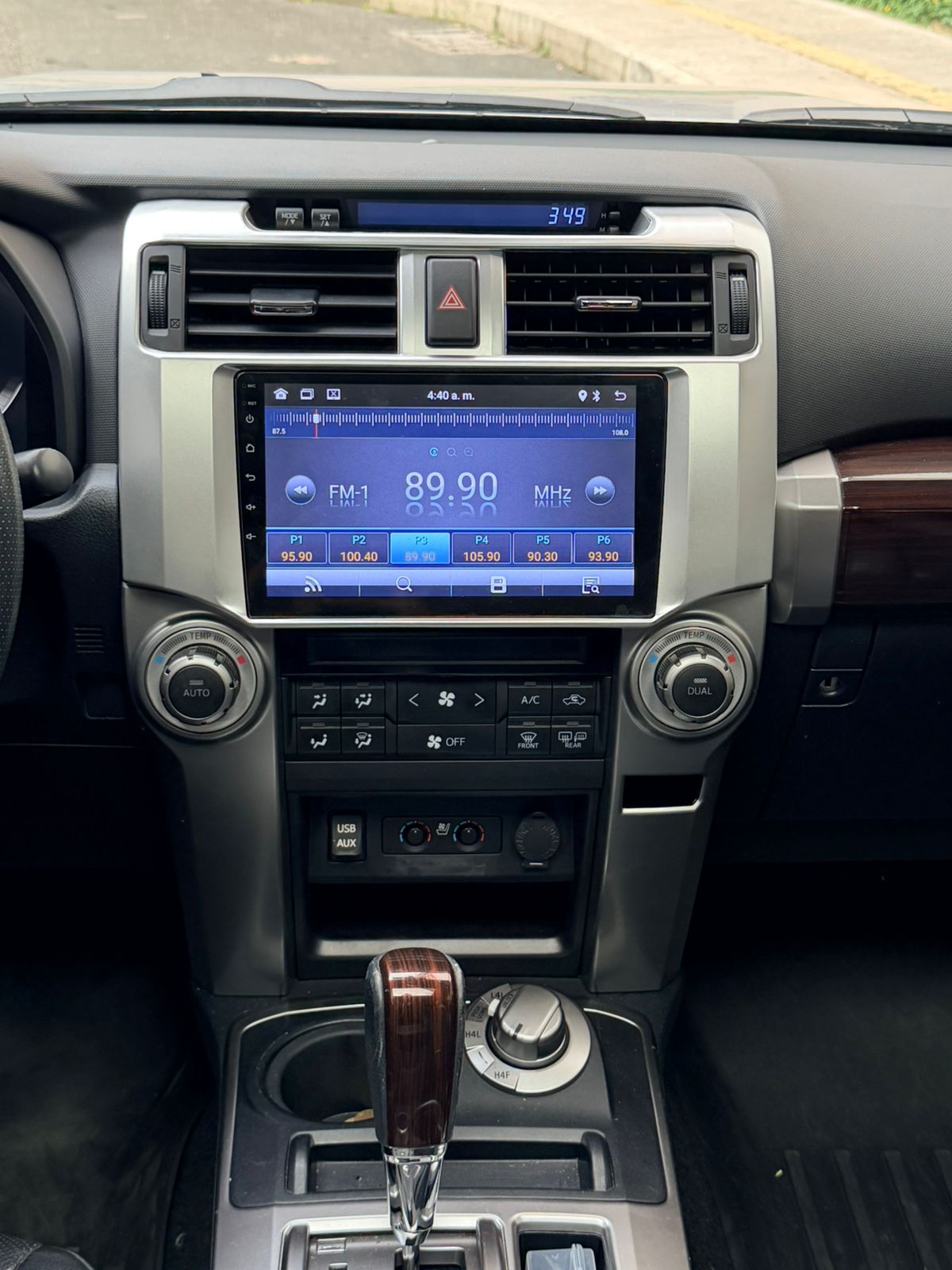 Toyota 4Runner — foto 9 de 14