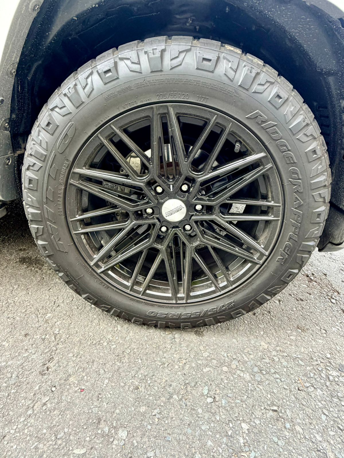 Toyota 4Runner — foto 14 de 14